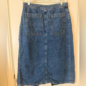 Loft denim skirt   Size 6